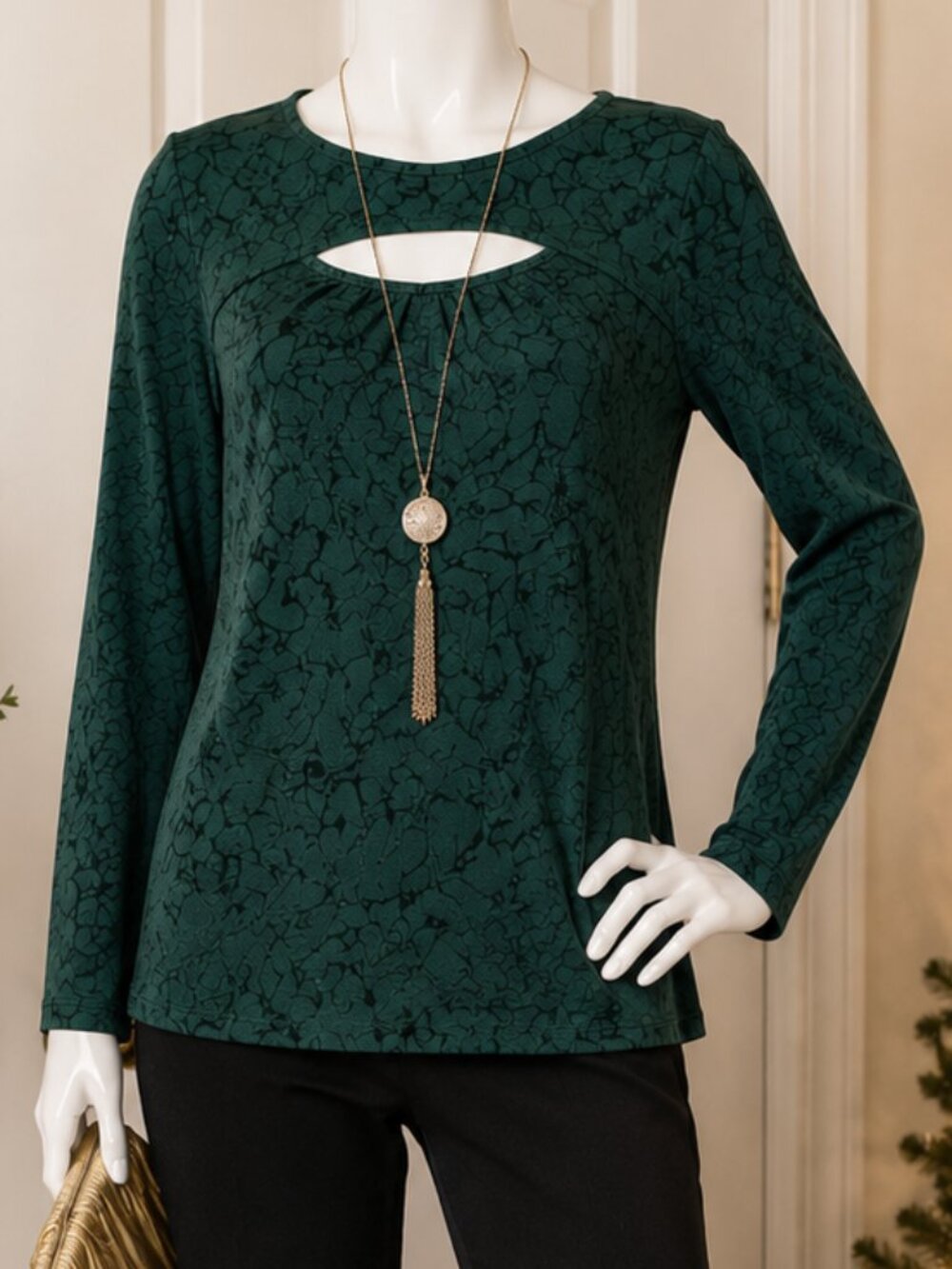 Lane Bryant Holiday Green Cutout Blouse – Size 14/16 – Worn Only 2–3 Times